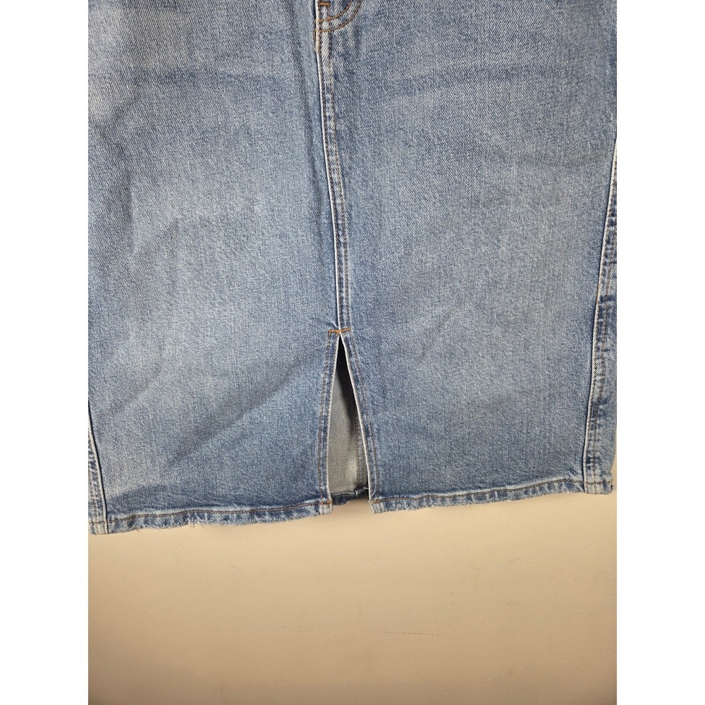 Pilcro and the Letterpress Anthropologie Denim Pencil Skirt Front Slit Size 8 - Picture 3 of 10